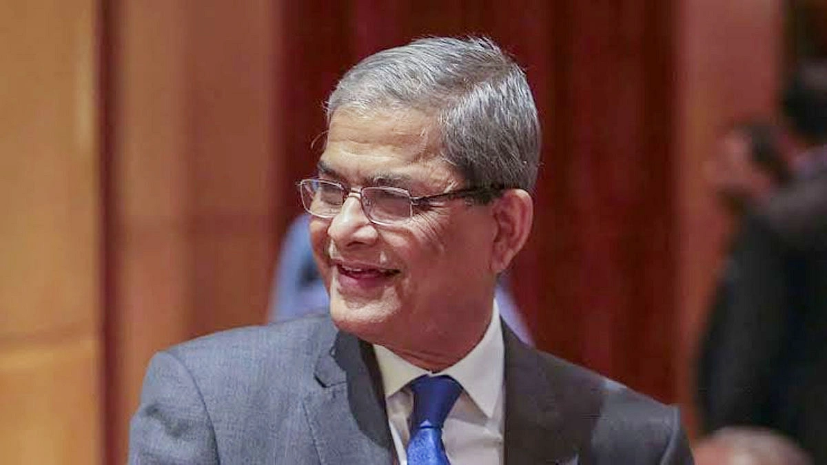 এখনো তিনি স্যার