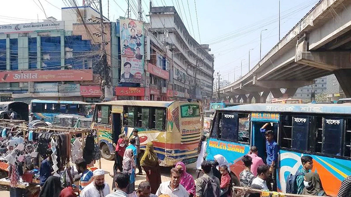 অন্য শহরেও চাই নারীবান্ধব গণপরিবহন
