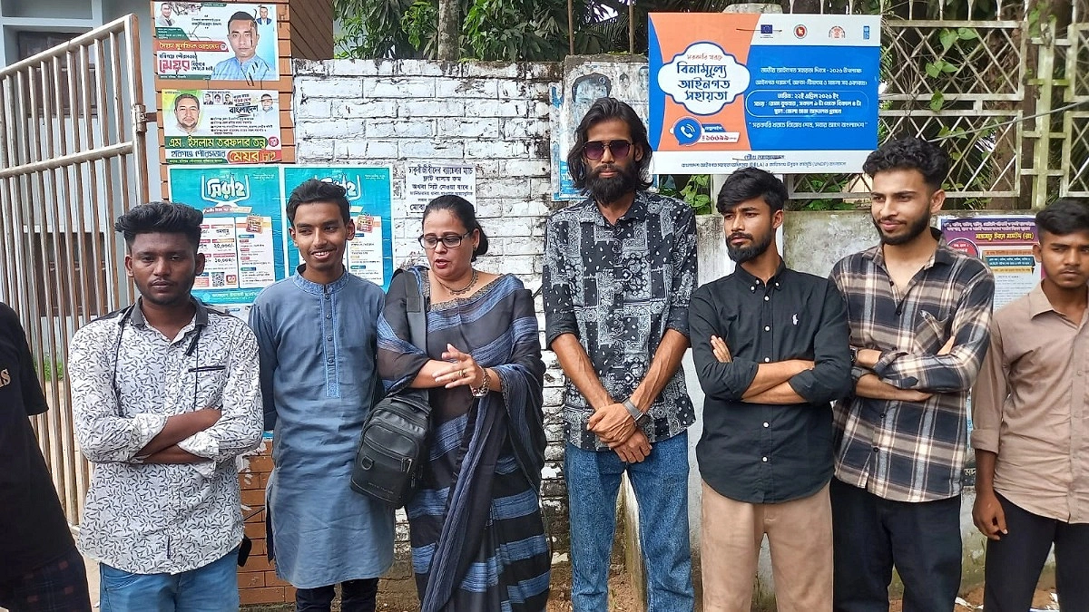 ২১ ঘণ্টা পর মুচলেকা দিয়ে মুক্তি পেলেন মাহাদী