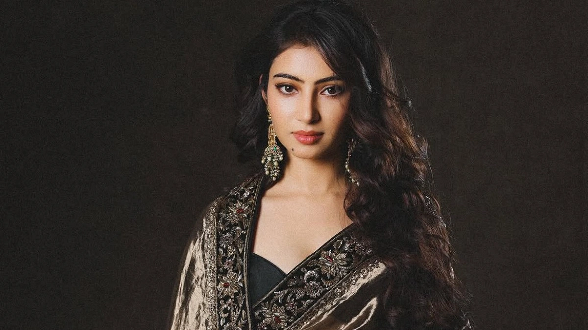 মধুবালা হয়ে পর্দায় আসছেন সারা অর্জুন