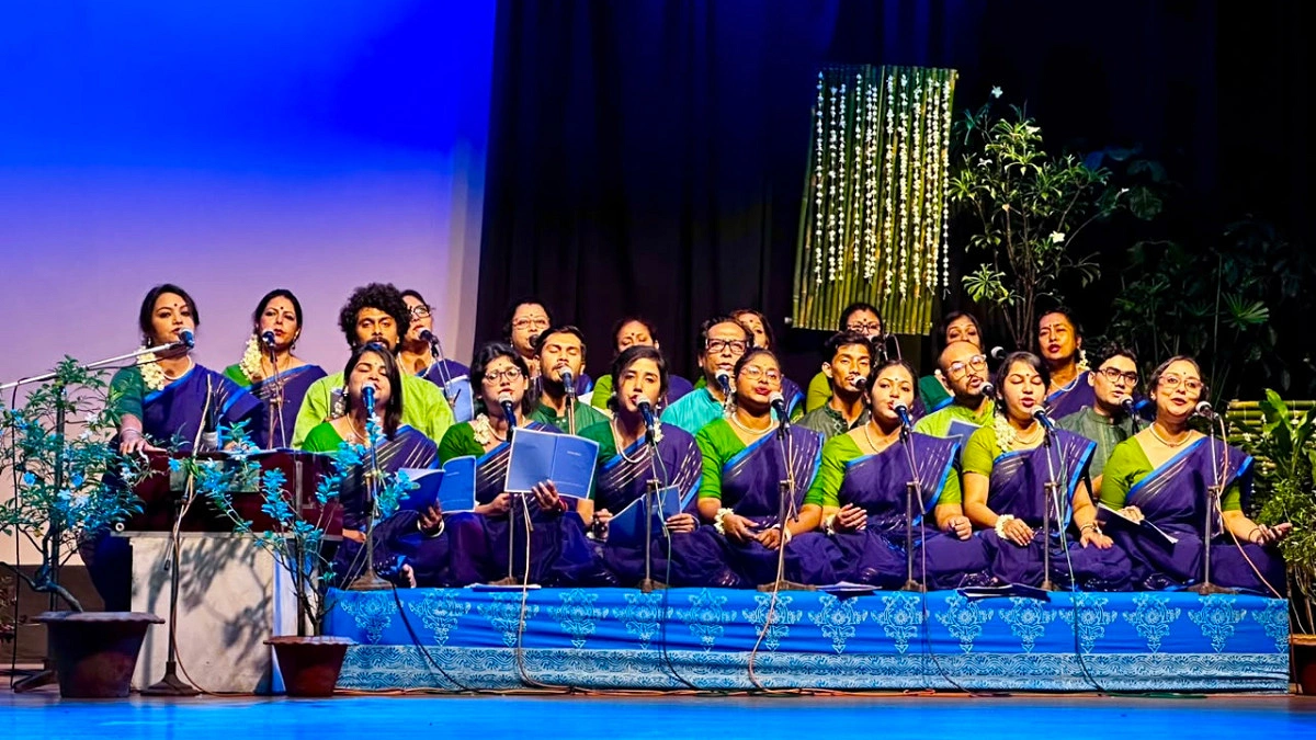 রবীন্দ্রসঙ্গীত সম্মিলন পরিষদের ‘বাঁধনহারা বৃষ্টিধারা’ ছায়ানটে