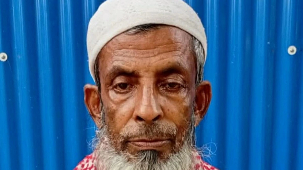 একযুগ ধরে মসজিদে বিনাবেতনে আজান দিচ্ছেন হোসেন আলী