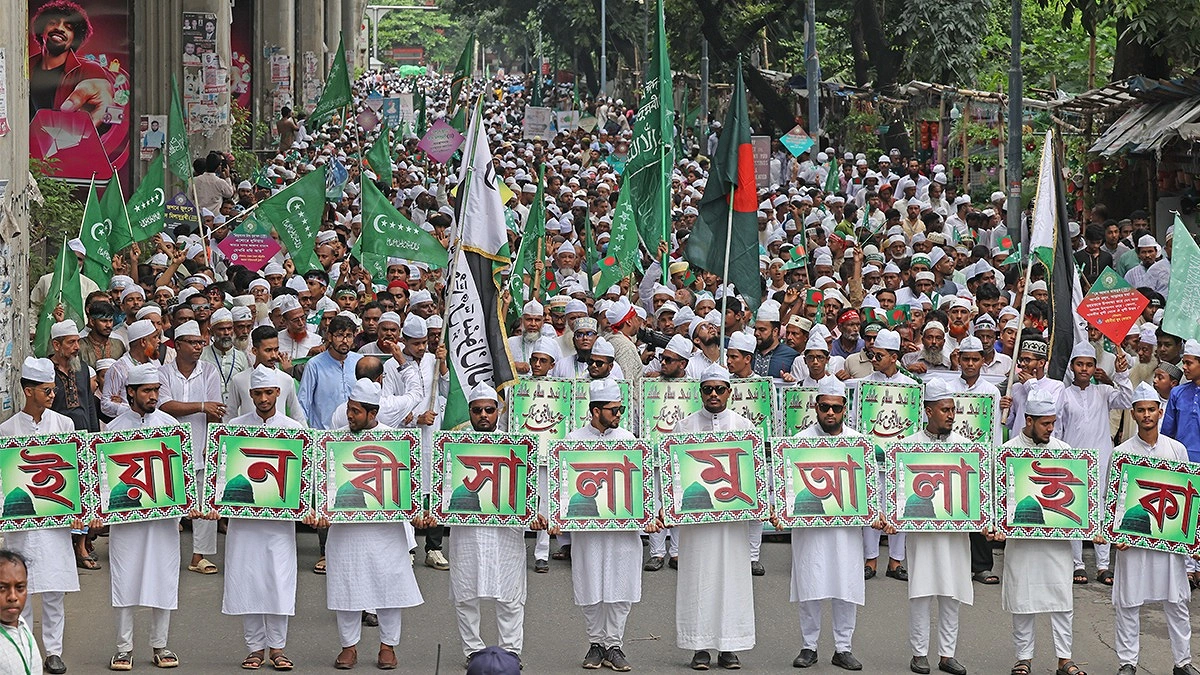 রাজধানীতে ঈদে মিলাদুন্নবীর জশনে জুলুস
