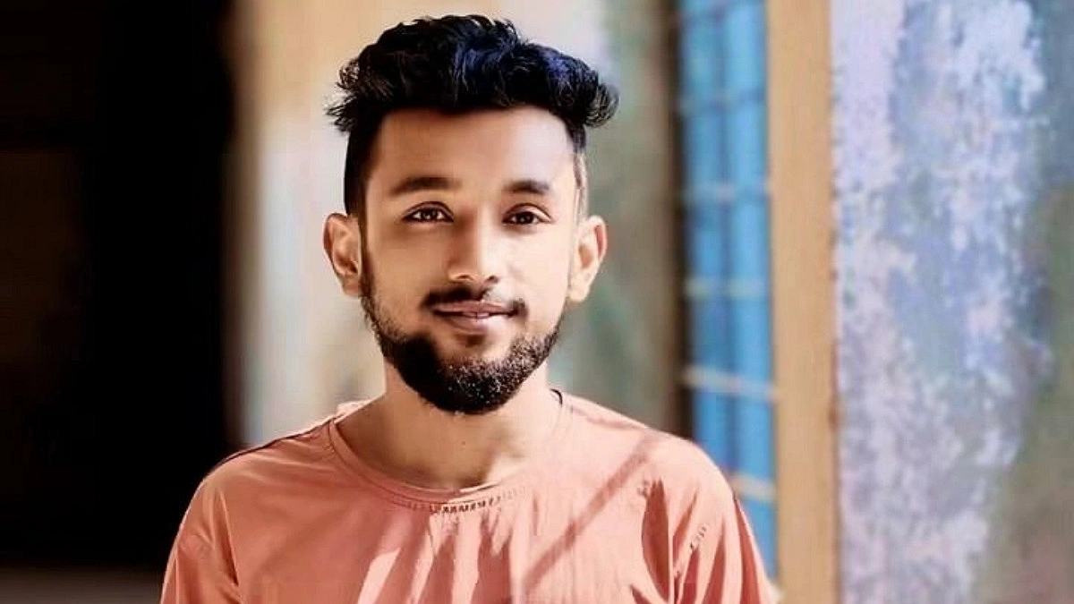 পলিটেকনিক ছাত্রকে চাপা দিয়ে পালিয়ে গেল কাভার্ড ভ্যান
