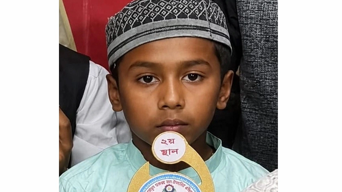 রূপগঞ্জে পানিতে ডুবে ছাত্রের মৃত্যু, অবহেলার অভিযোগে মাদ্রাসায় হামলা-ভাঙচুর