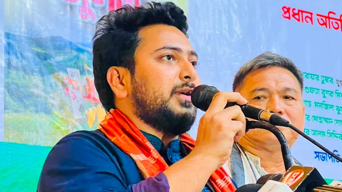 ৭২-এর সংবিধান দেশকে শুরু থেকেই বিভাজিত করেছে