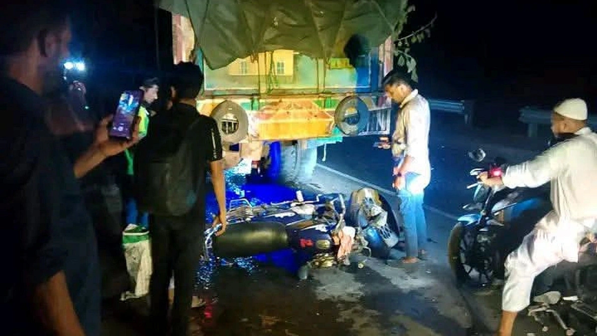 ফকির মজনু শাহ সেতুতে দুর্ঘটনা, খেলাফত মজলিস নেতা আহত