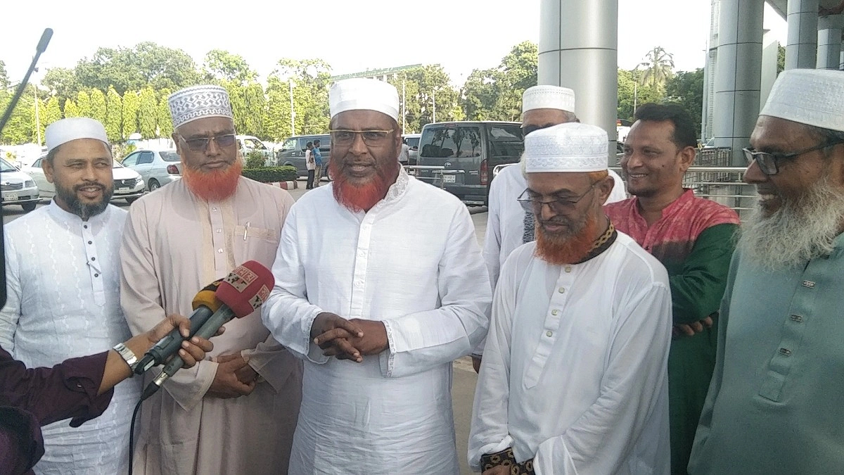 জামায়াতকে ভোট দেওয়া লোকজন যেন এ দেশের নাগরিক নন : পরওয়ার