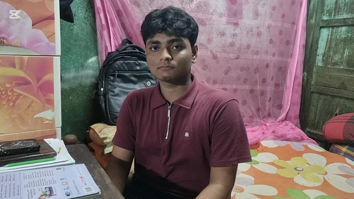 বাবা-মা নেই, তবু থামেনি অরিত্র