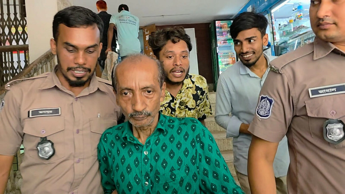 একই মামলায় আবার গ্রেপ্তার দেখানো হলো মুজিব পরদেশীকে