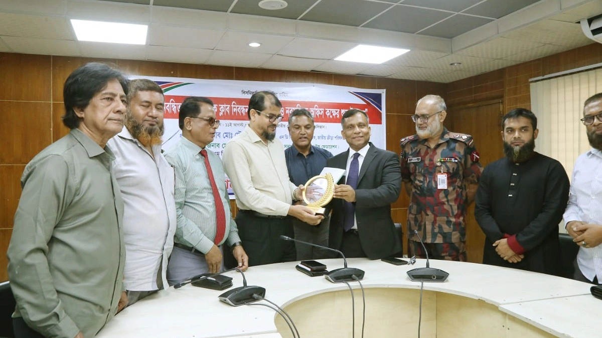৯৩ ক্লাবকে সনদ দিল উশু ফেডারেশন, উদ্বোধন হলো নবসজ্জিত অফিস