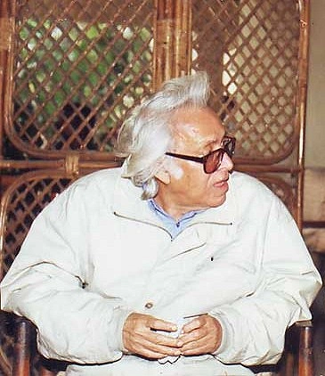জাতির মৌল কণ্ঠস্বর যেন মিলে যায় শামসুর রাহমানের কবিকণ্ঠের সঙ্গে