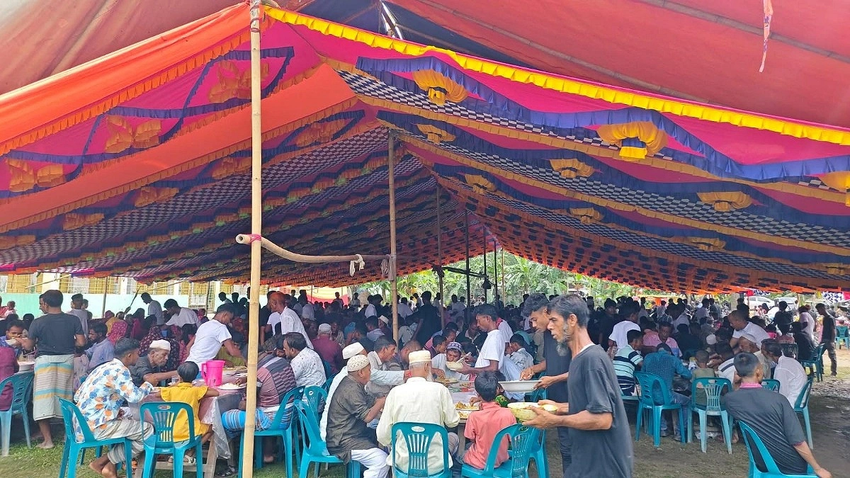 মৃত্যুর আগেই ‘চল্লিশা’, ৫ হাজার মানুষকে ভোজ করালেন দম্পতি