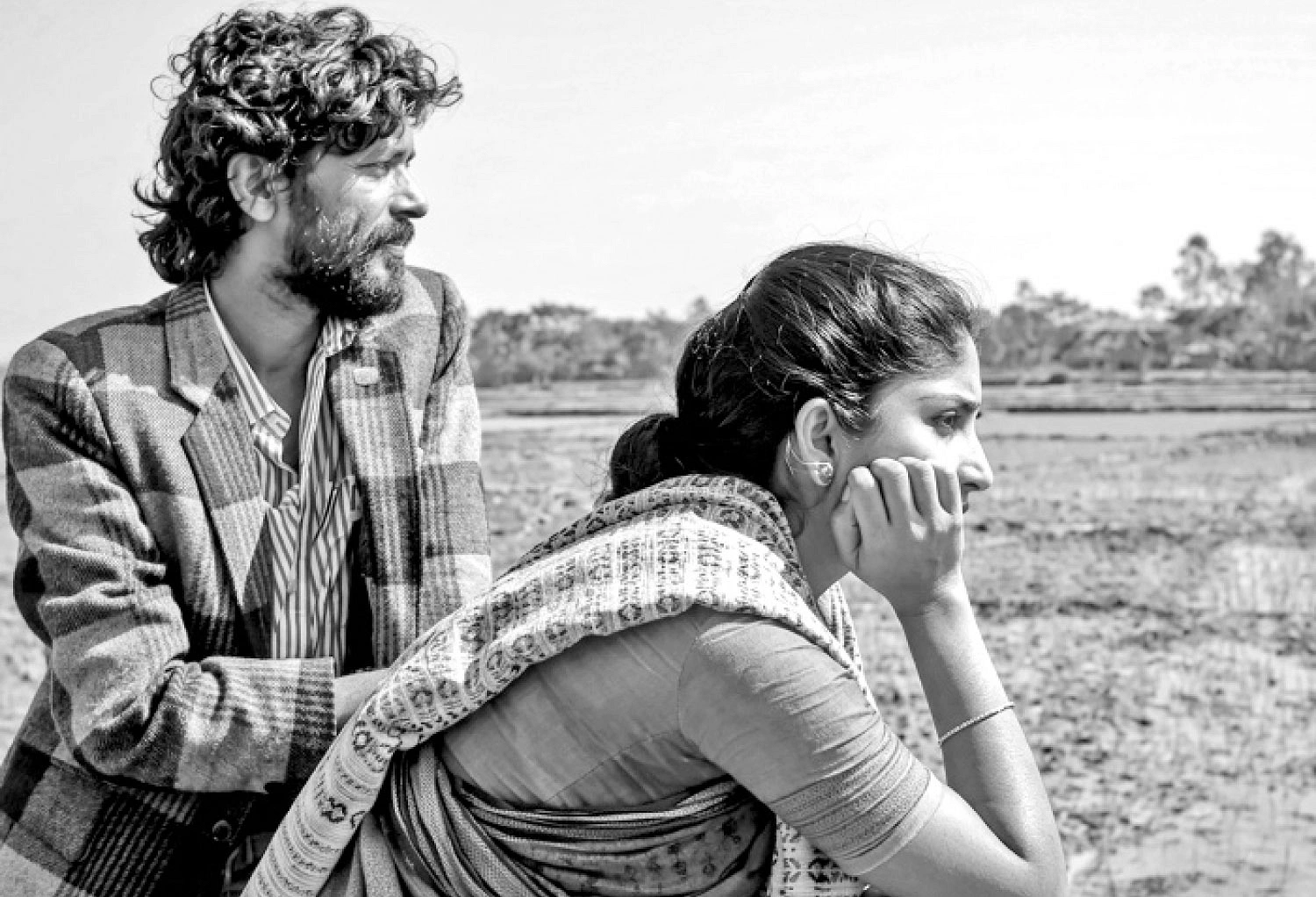 বিয়ের পর স্ত্রী রুমানা রহমানের সঙ্গে বিয়ের পর স্ত্রী রুমানা রহমানের সঙ্গে