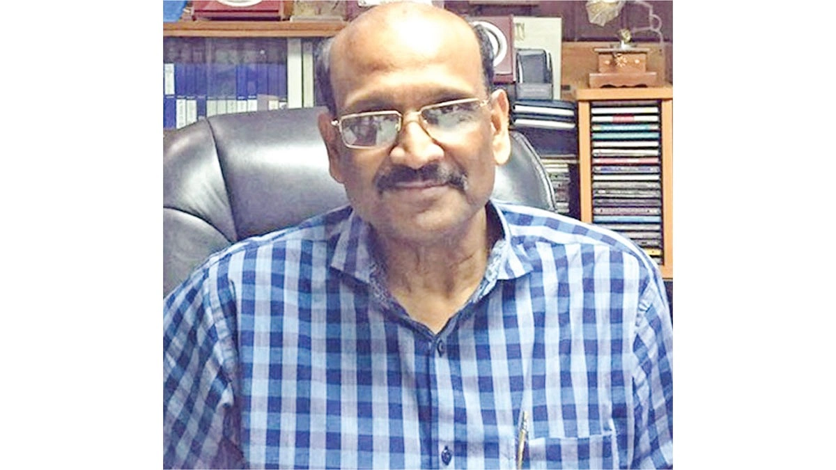সিনেমা ফ্রি, তবুও দর্শক না এলে কী করব