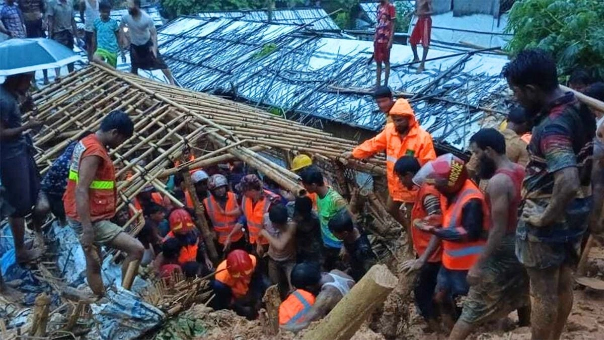 রোহিঙ্গা ক্যাম্পে পাহাড়ধসে শিশুর মৃত্যু