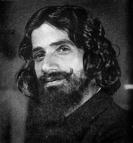 চল্লিশের দশকে শিল্পী এস এম সুলতান। ছবি: সংগৃহীত