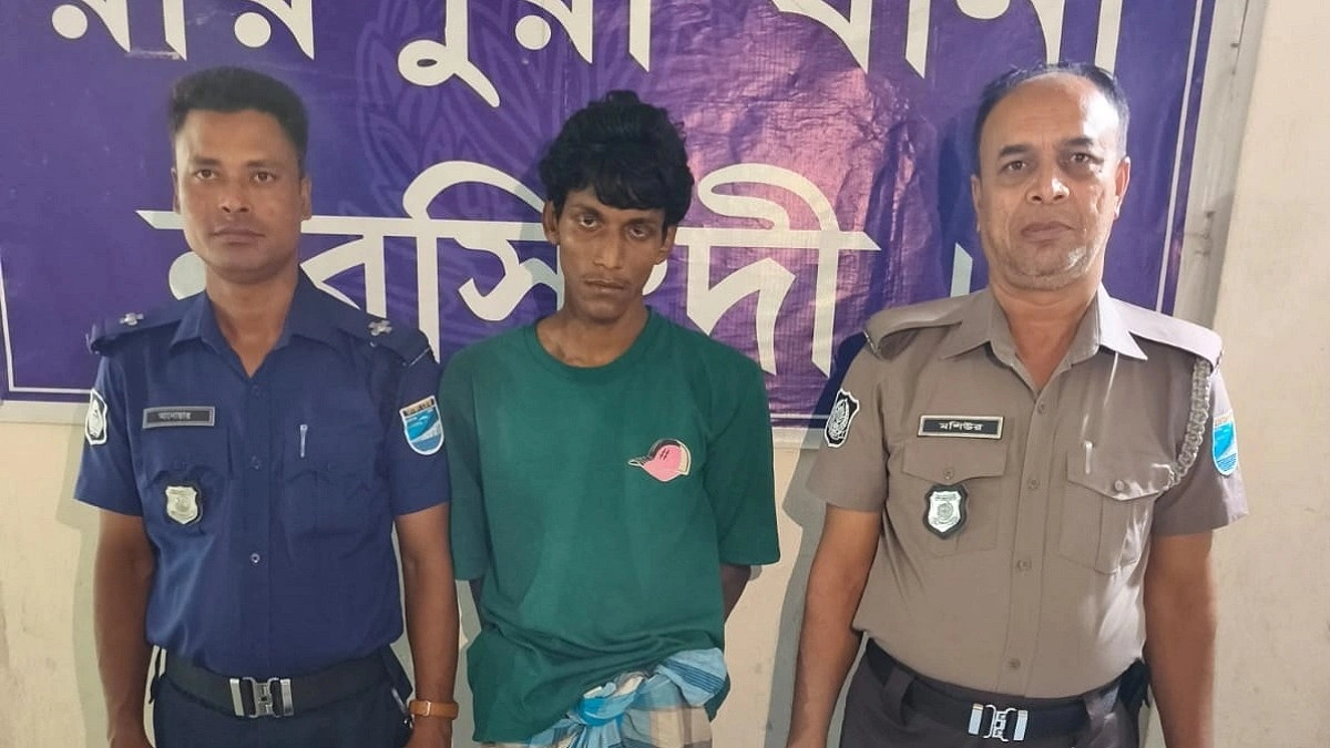 রায়পুরায় মাদক কারবারি আটক