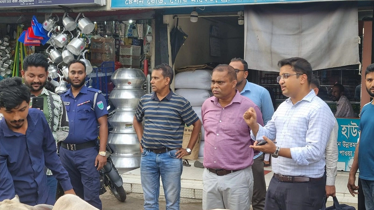 মুচলেকা নিয়ে গরু ছাড়ল প্রশাসন