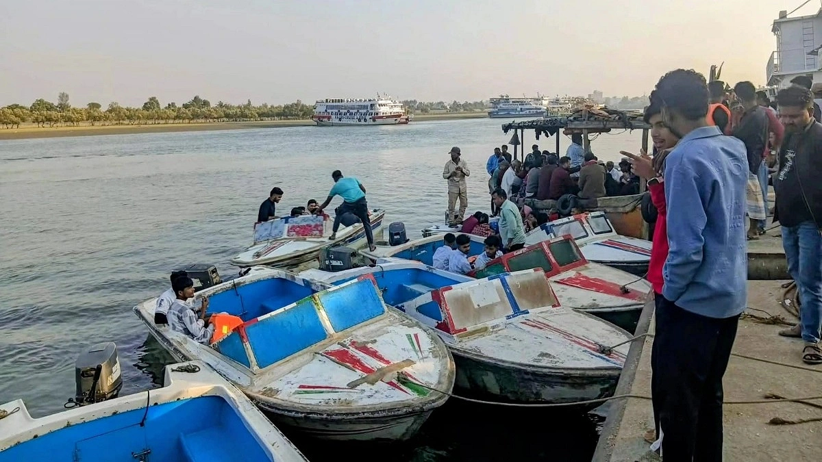 ৬০ টাকার বোট ভাড়া, ঘাটেই টোল ১০০