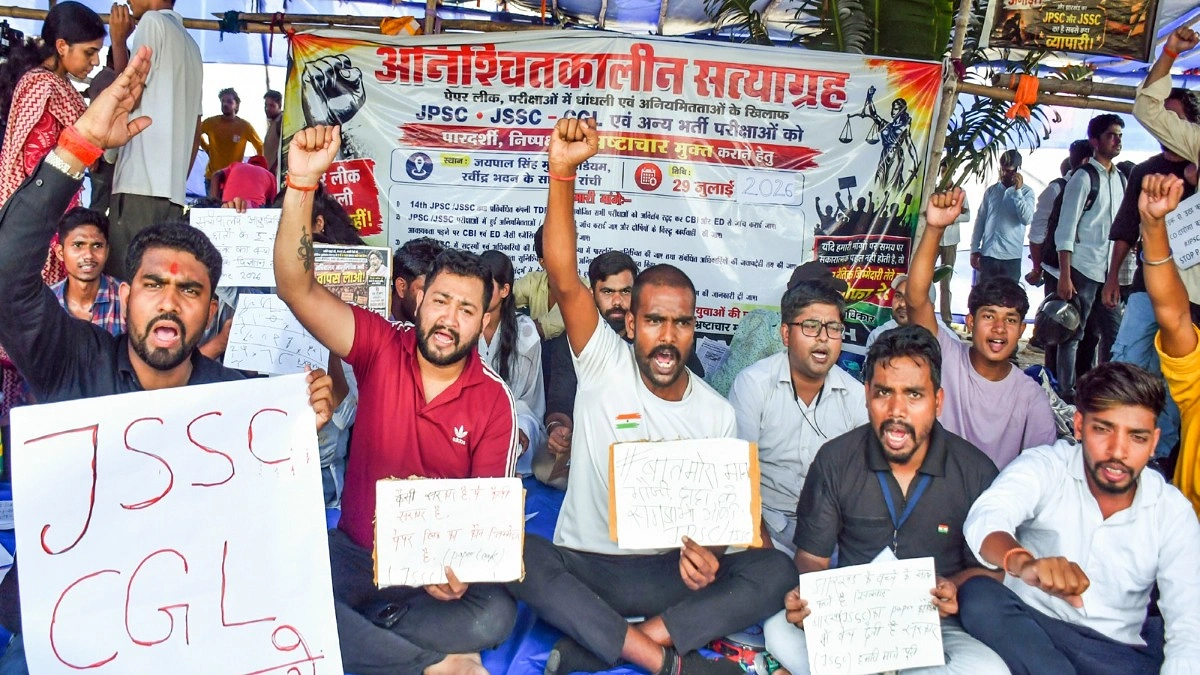 দিল্লিতে থামলেও ঝাড়খণ্ডে প্রবল বিক্ষোভে জেন জি