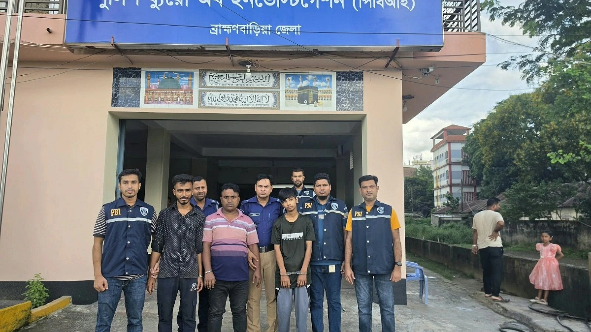 বন্ধুর সঙ্গে বিরোধে লাথি, পরে ওড়না পেঁচিয়ে শ্বাসরোধে হত্যা