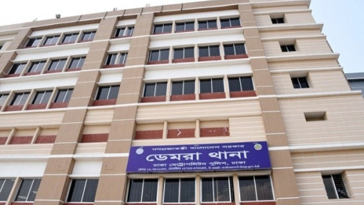 বিবাহবার্ষিকীর দিন ‘গায়ে আগুন’ দিলেন তিন মাসের সন্তানের মা
