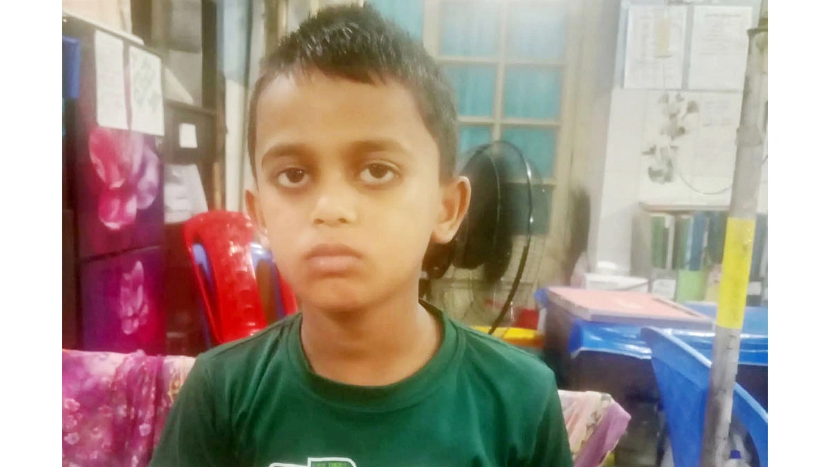 বাঁচার আকুতি নিয়ে দিন গুনছে মামুনের পরিবার
