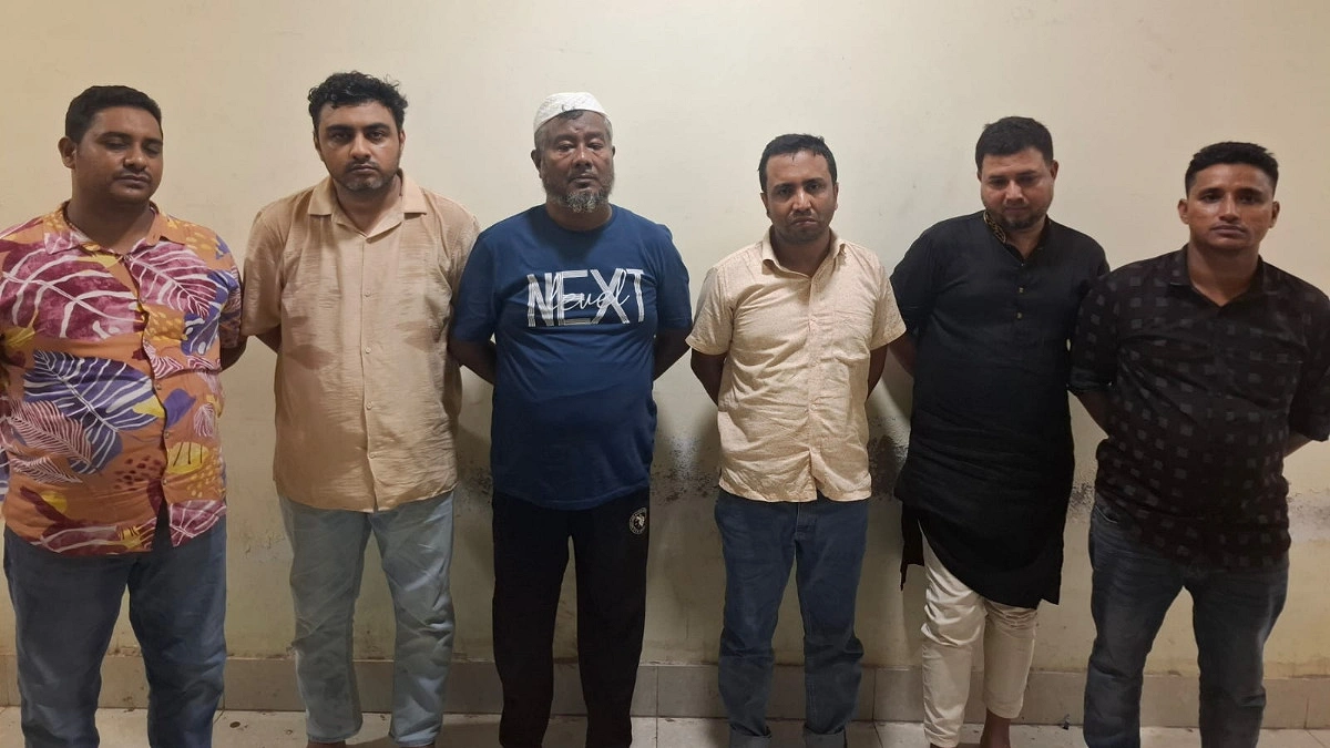 কার্যক্রম নিষিদ্ধ আ.লীগের গোপন বৈঠক থেকে গ্রেপ্তার ৬