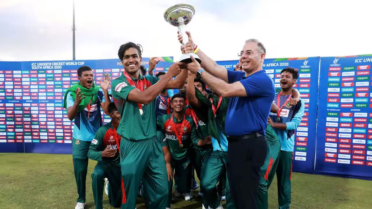 বিশ্বকাপ জয়ের মাঠে হৃদয়রা