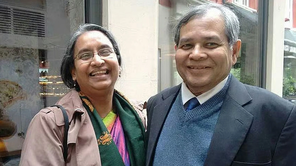 স্বামীর মৃত্যুতে ১২ ঘণ্টার জন্য মুক্তি পাচ্ছেন দীপু মনি