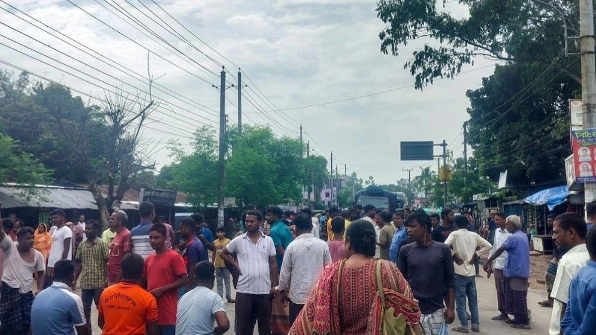 স্কুলে যাওয়ার পথে বাসচাপায় শিশুর মৃত্যু, মহাসড়ক অবরোধ
