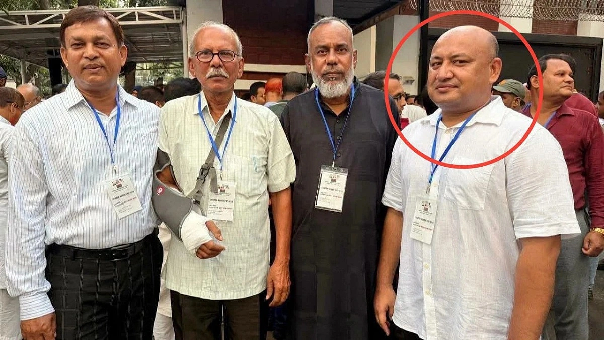 পাবনায় দণ্ডপ্রাপ্ত আসামি বিএনপির পদে, বিক্ষোভ-ঝাড়ু মিছিল