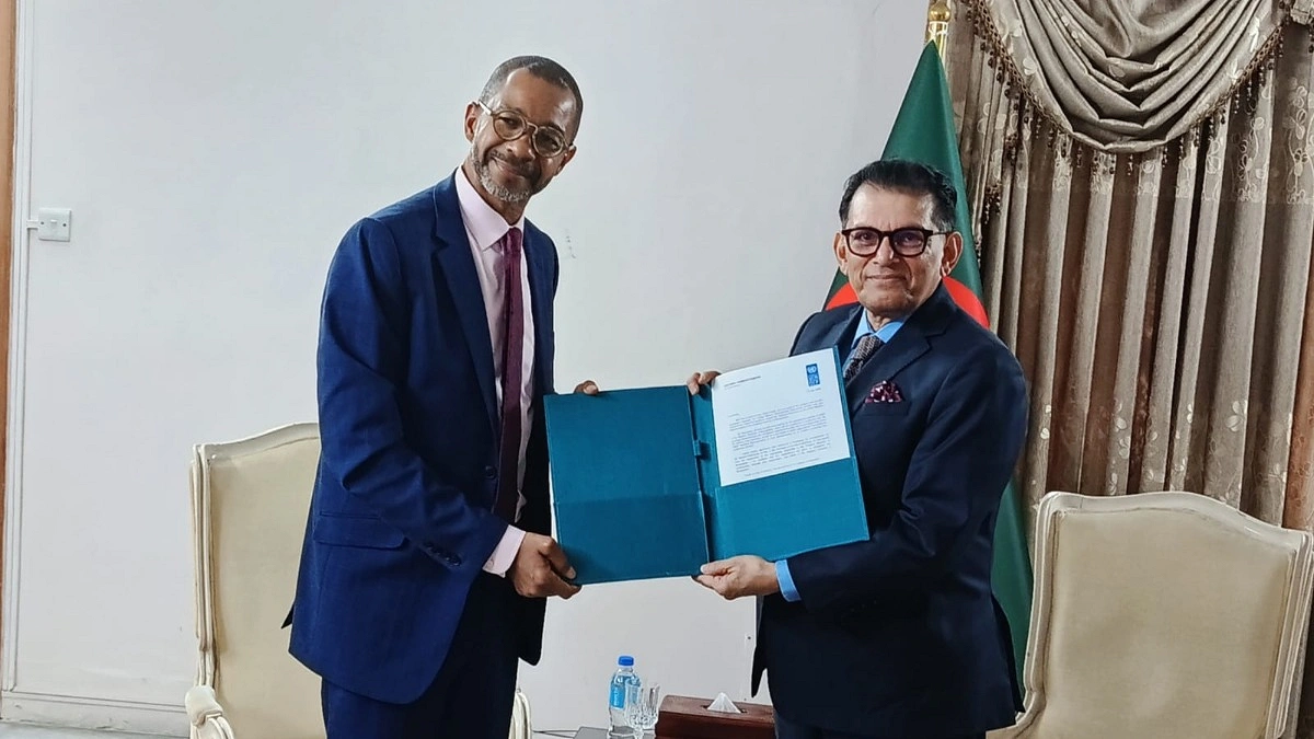 পররাষ্ট্রমন্ত্রীর কাছে পরিচয়পত্র পেশ করলেন স্টিফেন রড্রিক্স