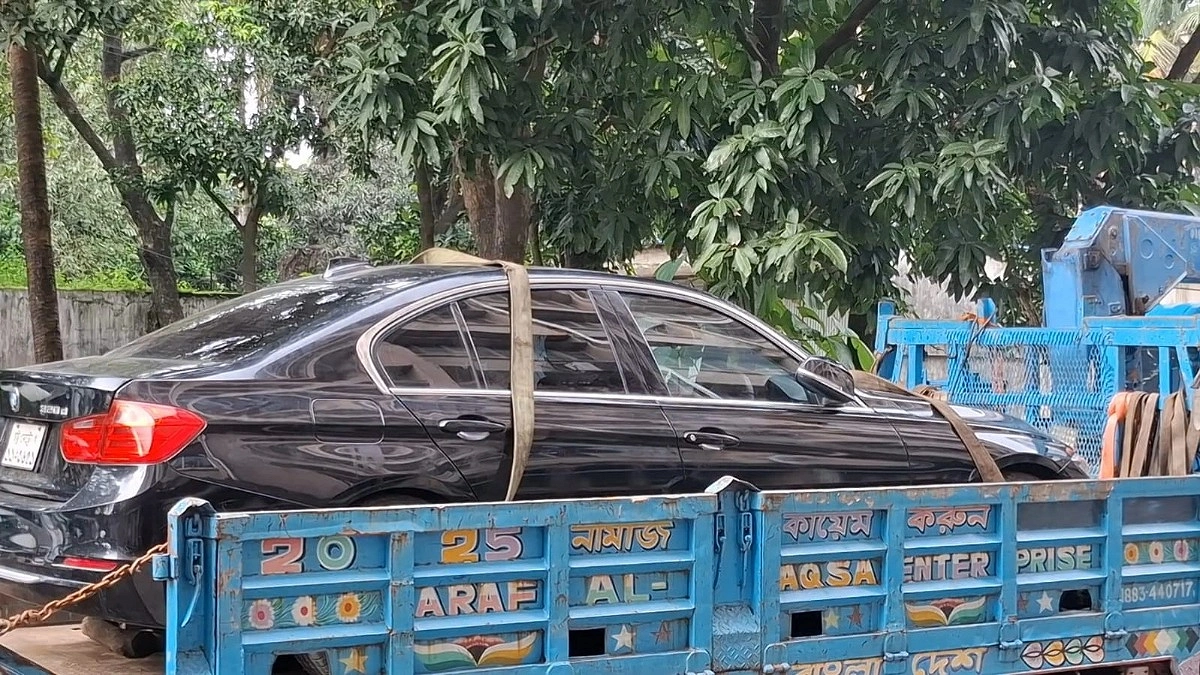 শুল্ক ফাঁকি দিতে আস্ত গাড়ি কেটে আনা হয় কয়েক টুকরোয়!