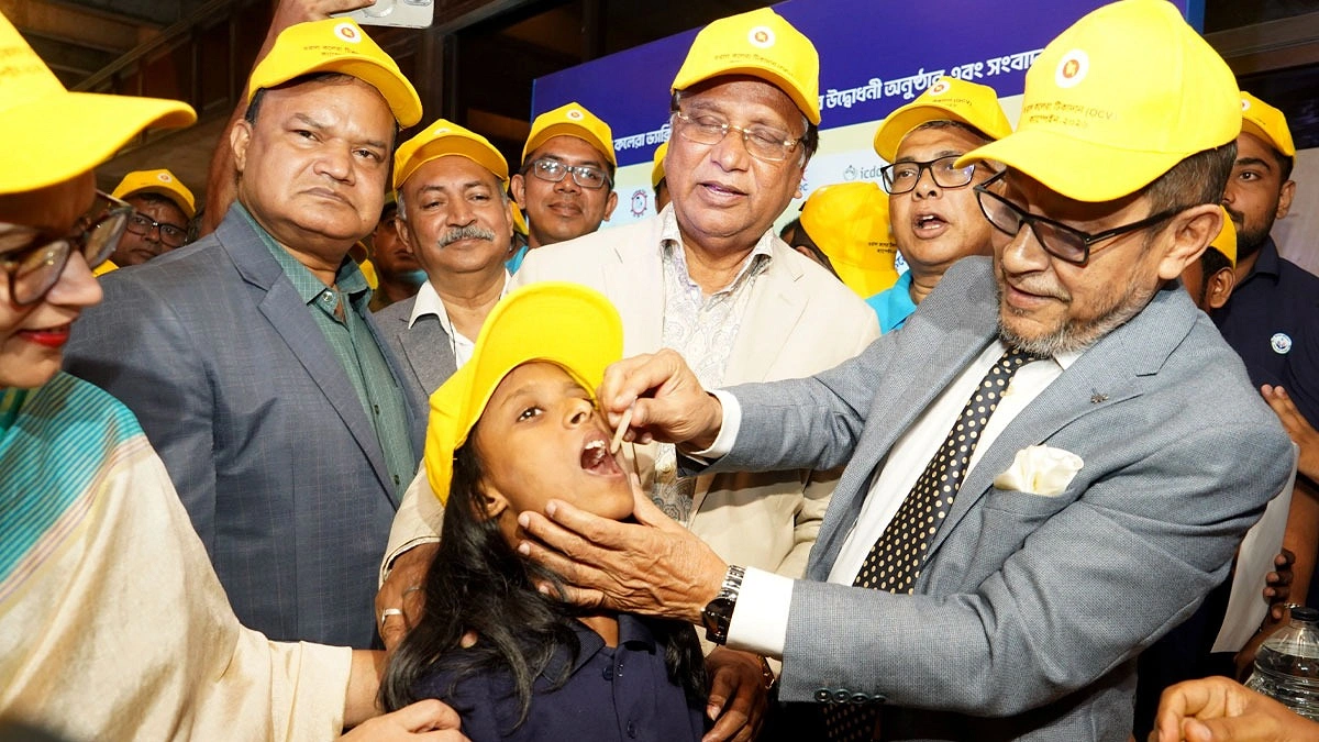 কলেরা টিকা কর্মসূচির উদ্বোধন করলেন স্বাস্থ্যমন্ত্রী