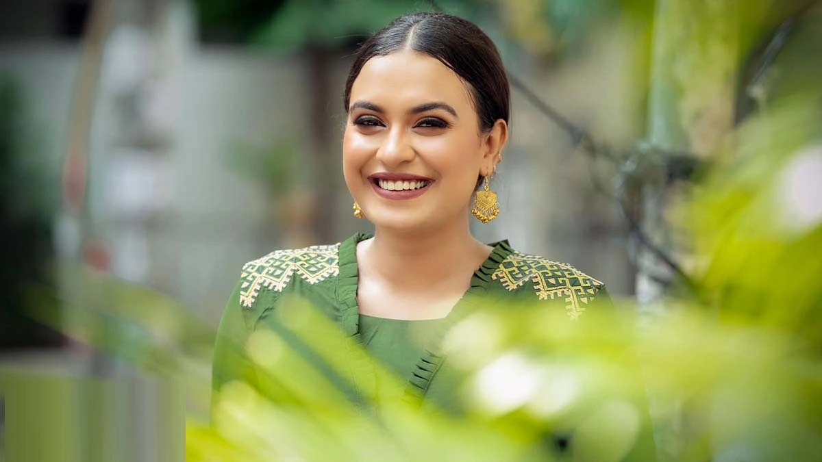 বসুন্ধরা থেকে অভিনেত্রী রিধিকার ঝুলন্ত মরদেহ উদ্ধার