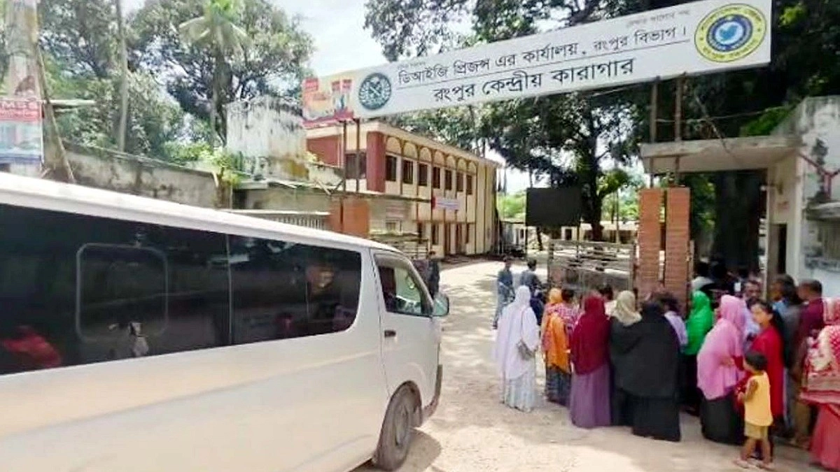রংপুরে চার খুন : সিদ্ধার্থ-মুগ্ধের ডোপ টেস্টের নমুনা সংগ্রহ