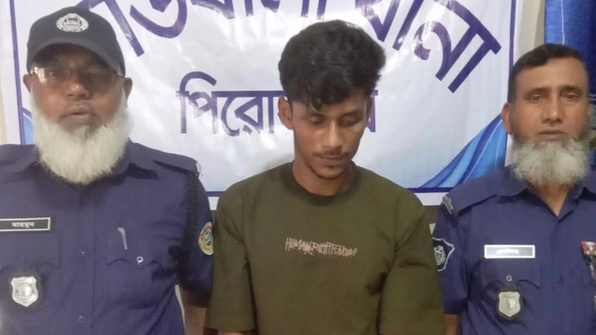 কাউখালীতে নৌ পুলিশের ওপর হামলা, গ্রেপ্তার ১