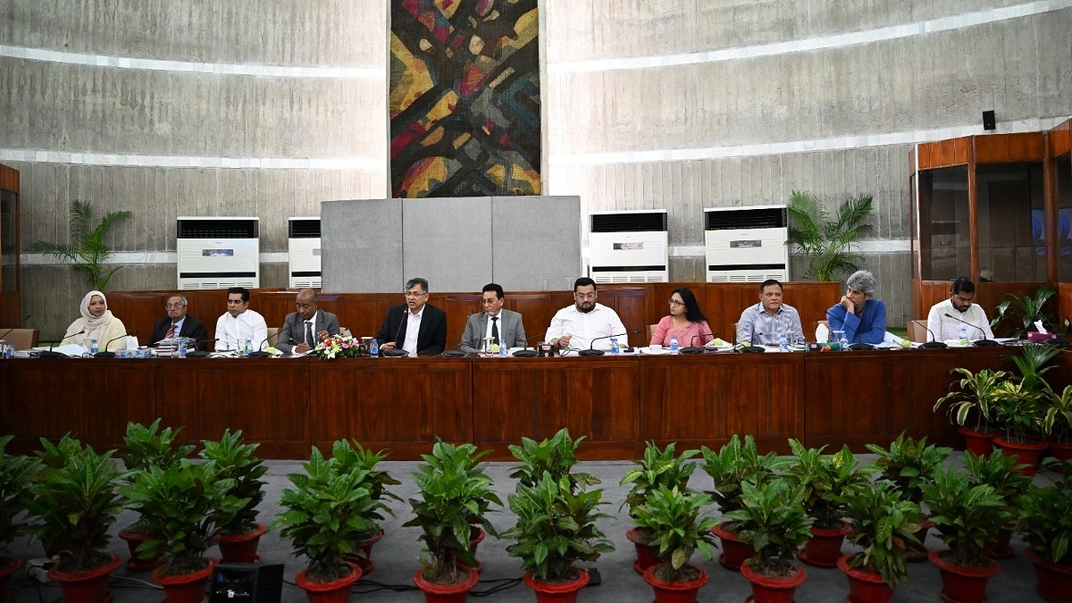 সব অংশীজনের মতামতেই সংবিধান সংশোধন