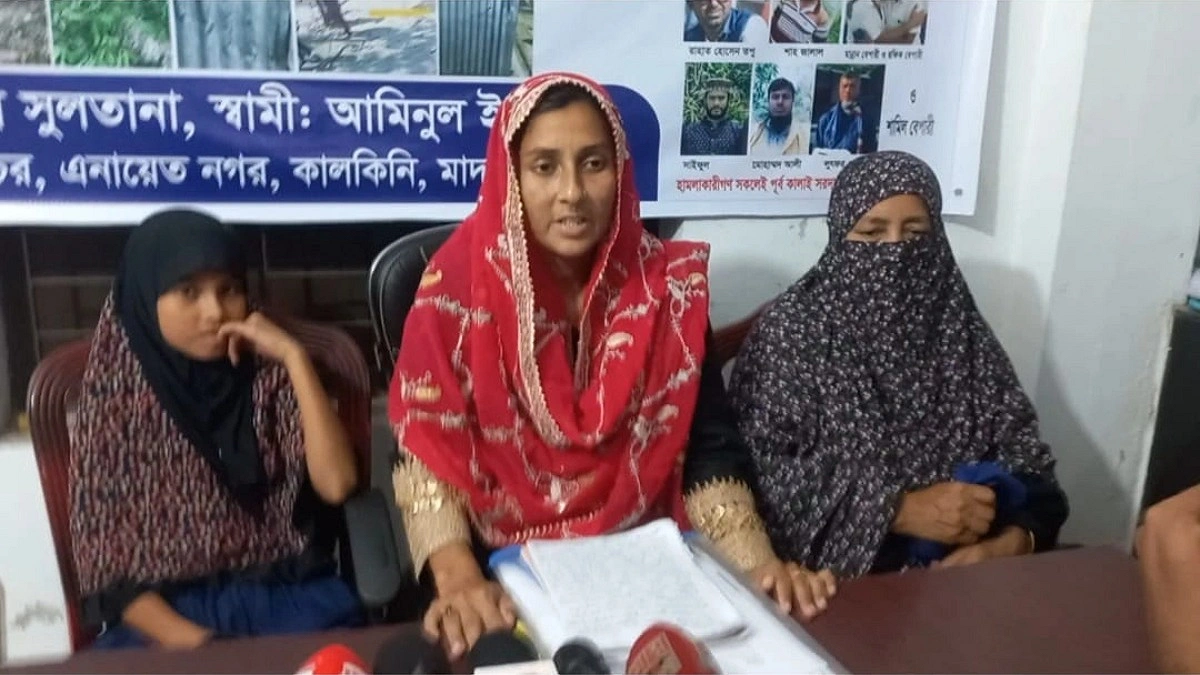 জমি নিয়ে বিরোধ, মামলা তুলে নিতে অন্তঃসত্ত্বাকে হত্যার হুমকি