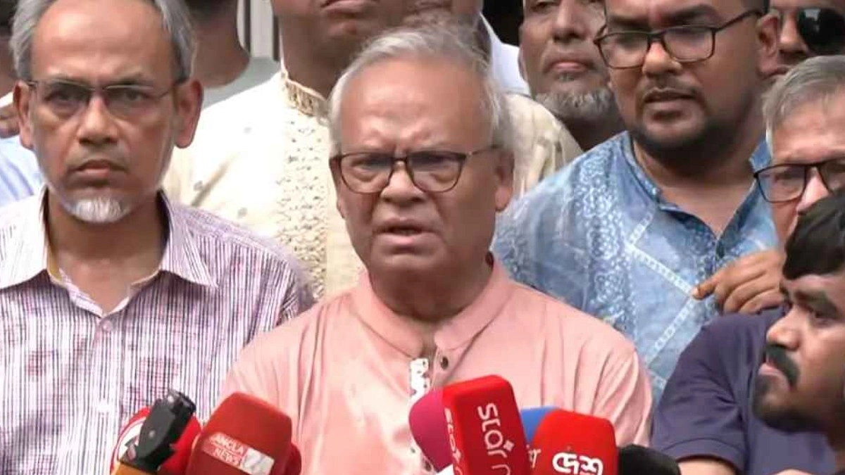সরকারকে ব্যর্থ করতে একটি দল চক্রান্ত চালাচ্ছে