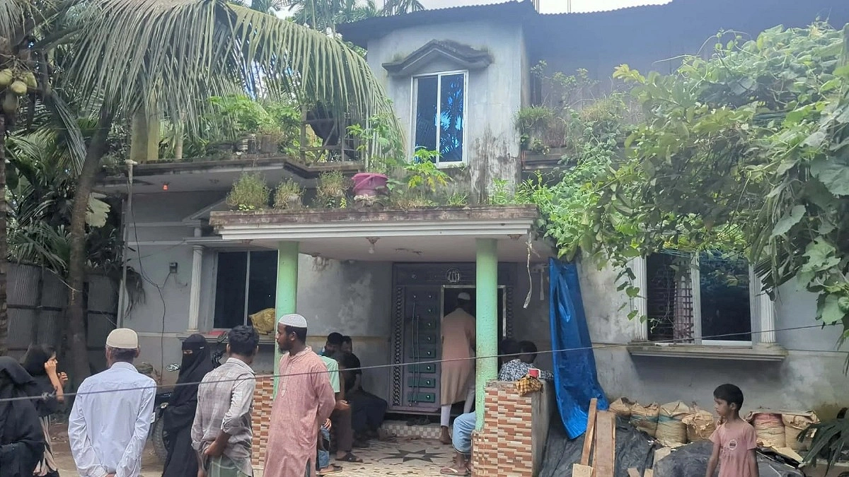 দুই মাসের সন্তানকে গলা কেটে হত্যা, পুলিশ হেফাজতে মা