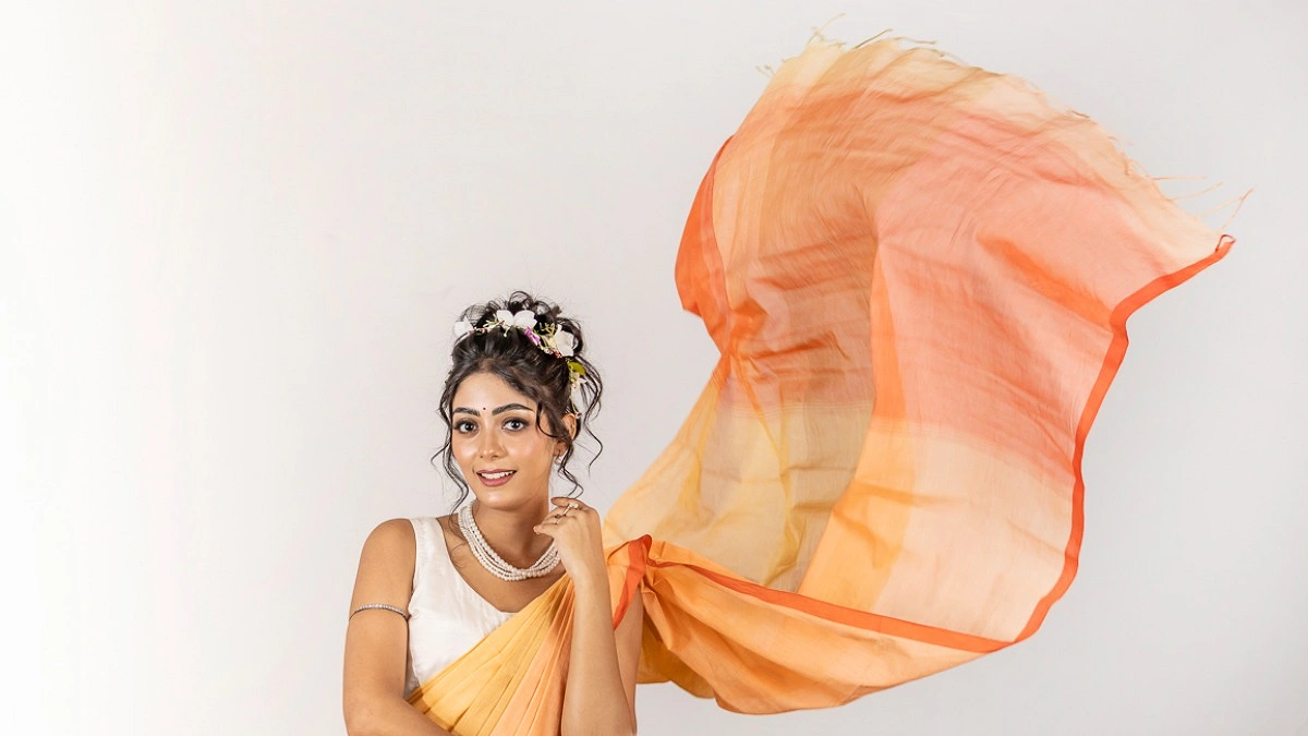 মডেলঃ তৌহিদা ফাতিমা/ সাজঃ পার্সোনা/ শাড়িঃ দেশাল