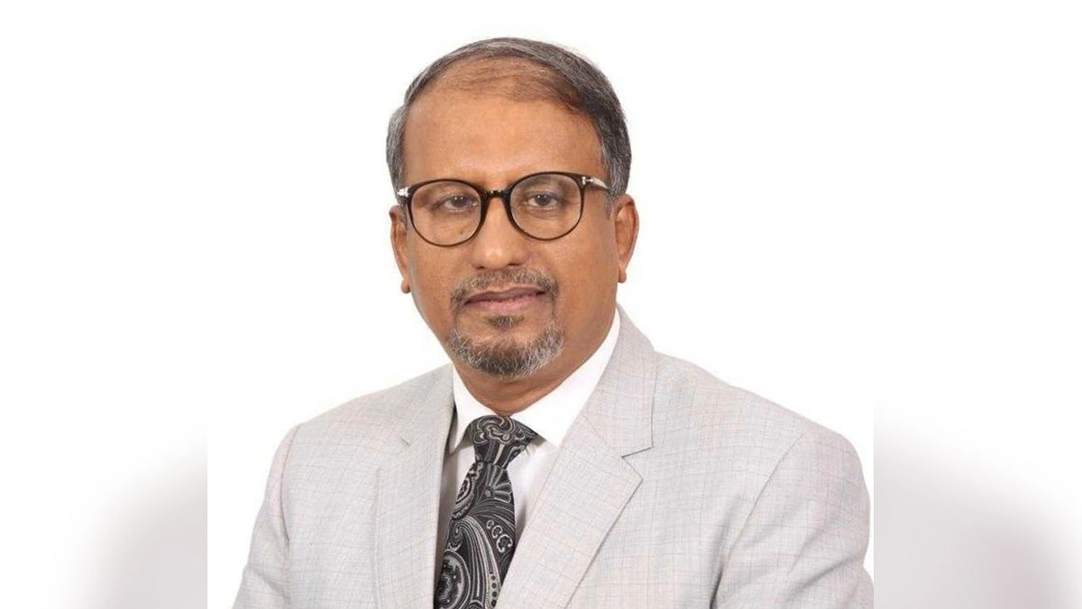 সাবেক কর কমিশনার এবার দুদক কমিশনারের চেয়ারে