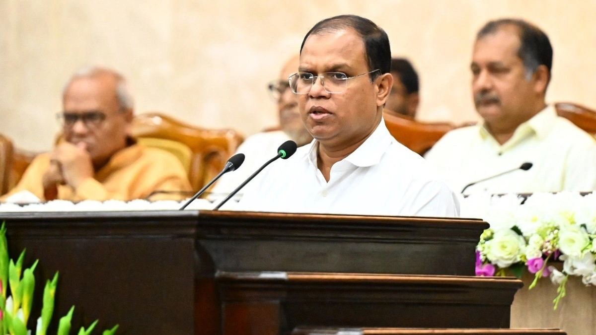 ‘ভঙ্গুর অর্থনীতিতে ১৮০ দিন পার করাই সরকারের বড় সফলতা’
