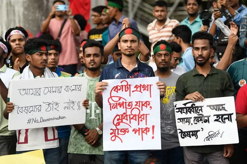 কোটা সংস্কারের দাবিতে আন্দোলনরত ছাত্ররা— ফাইল ছবি