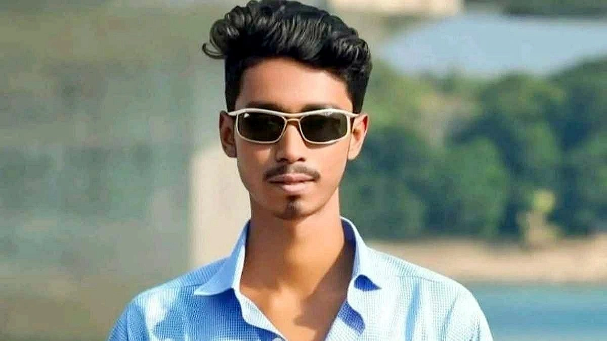 নড়াইলে ইয়াবা সেবনের ভিডিও ভাইরাল, ছাত্রদল নেতা বহিষ্কার