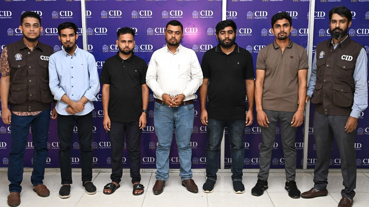 সৌদি আরবের স্বপ্ন দেখিয়ে পাসপোর্ট জিম্মি