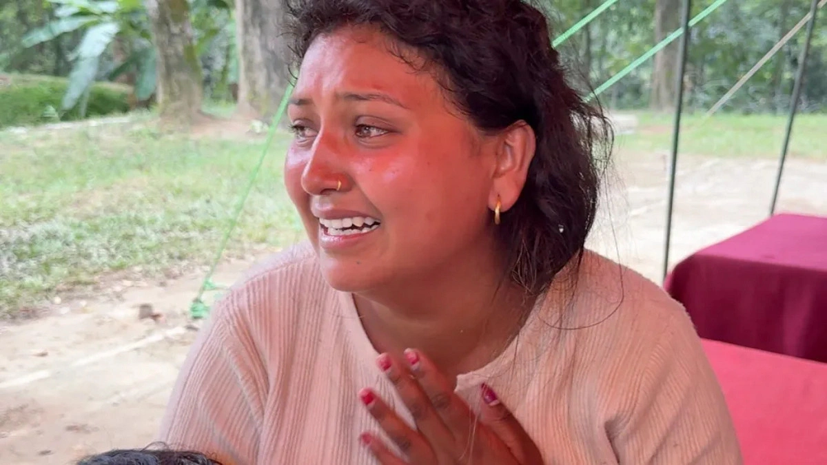 মা-বাবা, স্বামীসহ পরিবারের সবাই নিখোঁজ
